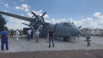 Ломать не строить: ВСУ остались без самолета Ан-26 (фото)