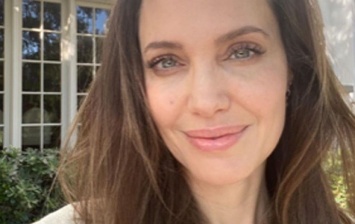 Впервые за 4 года: Анджелина Джоли и Брэд Питт тайно встретились в доме актрисы