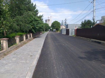В Киевском районе Одессы ремонтируют улицу Ванцетти. Фото