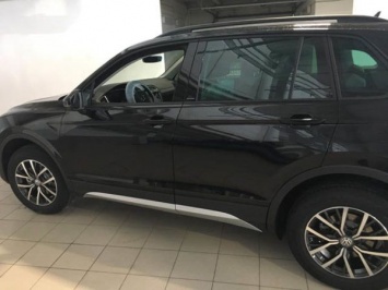 Готовится рестайлинг Volkswagen Tiguan 2021, авто уже замечен (ФОТО)