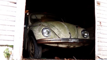 Volkswagen Beetle оживает после 20-летнего простоя (ВИДЕО)