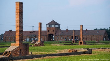 Музей на территории бывшего лагеря смерти Освенцим снова открыт