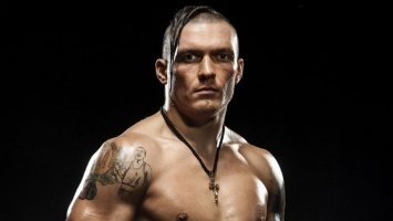 Украинский боксер поднялся в рейтинге супертяжеловесов WBA