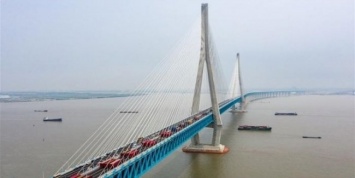 Мост с самым длинным в мире пролетом (фото)