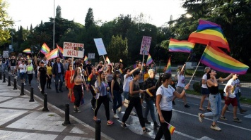 В Черногории разрешили однополые браки