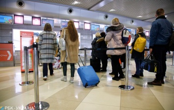Польша передумала отменять самоизоляцию для авиапассажиров из Украины
