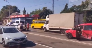 Пробки остановили Киев накануне выходных (ВИДЕО, ИНФОГРАФИКА)
