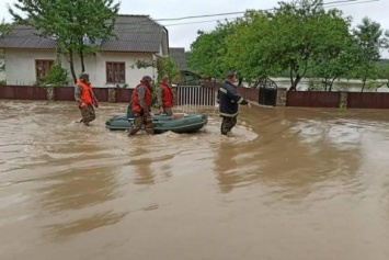 Кулеба рассказал о международной помощи пострадавшим от паводков населенным пунктам на западе Украины