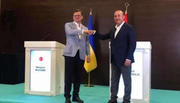 Кулеба и Чавушоглу обсудили новые возможности для украинского и турецкого бизнеса