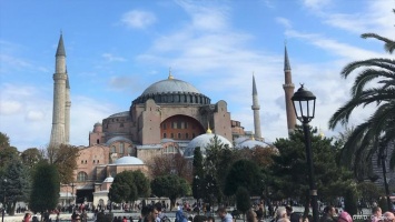 Почему собор Святой Софии в Стамбуле хотят превратить из музея в мечеть?
