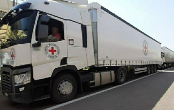 Из Киева в Донецк отправились 5 фур с гумпомощью для местных жителей