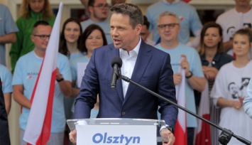 Выборы президента Польши: Тшасковский предлагает Дуде открытые дебаты