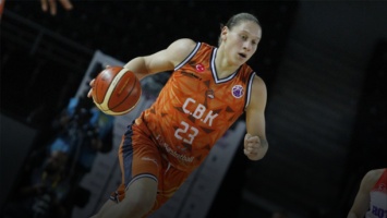 Лучшая баскетболистка Украины отказалась от трансфера в чемпионат России
