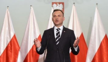 Кандидаты в президенты Польши провели отдельные теледебаты перед выборами