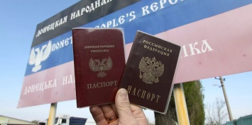 На Украине назвали заложниками жителей Донбасса и Крыма