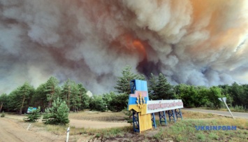 С огнем на Луганщине борются почти 450 военных - штаб ООС