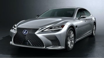 Новая внешность и высокий комфорт: Lexus представил обновленный седан LS