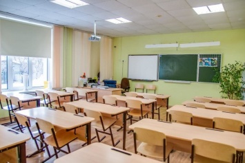 На учебу могут пойти не все: как будут работать школы в Украине с 1 сентября