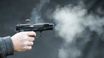 В Киеве четверо мужчин устроили стрельбу с погоней: видео