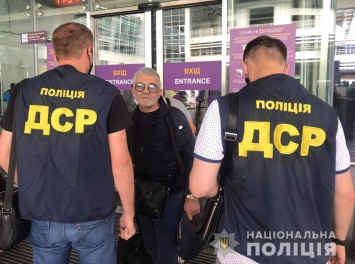 Криминального "авторитета" по прозвищу "Дед" выдворили за пределы Украины (фото)
