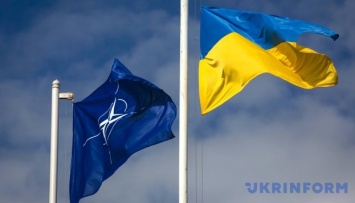 Украина и НАТО договорились усилить военное присутствие в Черном море