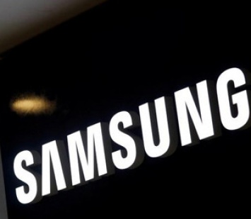 Samsung может лишить смартфоны комплектного зарядного устройства