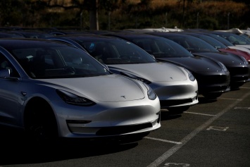 Электромобили Tesla станут самоуправляемыми уже в этом году - Маск