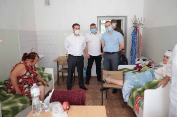 Гайдай рассказал о состоянии людей, пострадавших при пожаре в Луганской области