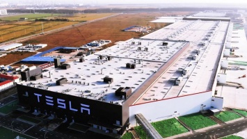 Tesla уничтожает электрические стартапы в Китае