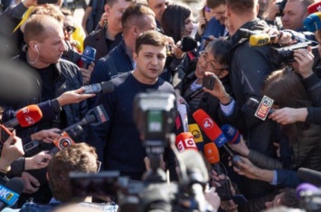 Офис президента влип в громкий скандал: пока Зеленский ездил по Волыни журналистам угрожали