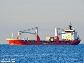 На судне у берегов Одесской области произошла вспышка COVID-19