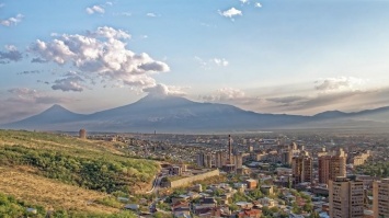 Армения продлила режим чрезвычайного положения