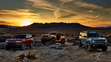 Ford официально представил все семейство внедорожников Bronco: фото и характеристики