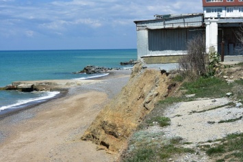 На каких пляжах Крыма возможны обвалы и оползни, - список