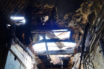 Пожар на Бунина: в сгоревшей квартире массово «тусовались» маргинальные подростки