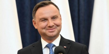 Пранкеры поговорили с президентом Польши о возврате украинских городов