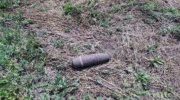 В Днепропетровской области пиротехники ГСЧС уничтожили 3 боеприпаса