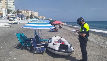 В Испании штрафуют туристов за "резервирование" мест на пляжах