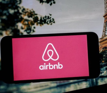 Пользователи сервиса Airbnb не оценили благотворительность компании