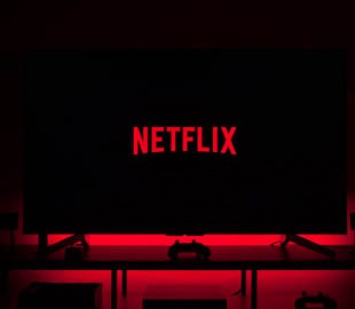 Netflix впервые объявил топ-10 своих фильмов с наибольшим количеством просмотров