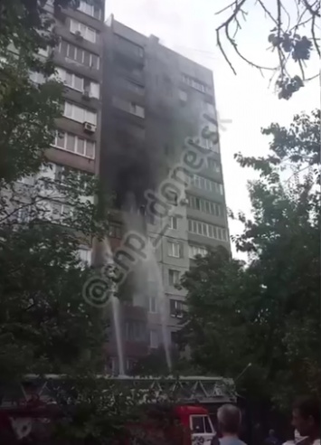 В Донецке горела многоэтажка
