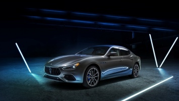 Maserati представил свой первый гибрид: видео