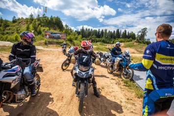 BMW Motorrad открывает школу водительского мастерства BMW Riding Experience
