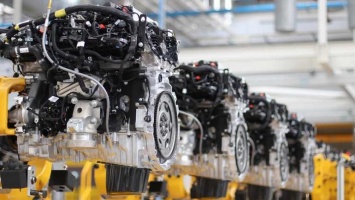 Jaguar Land Rover достигает успеха в разработке двигателей Ingenium