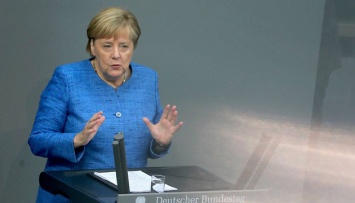 Меркель ожидает очень сложных переговоров по еврофинансам