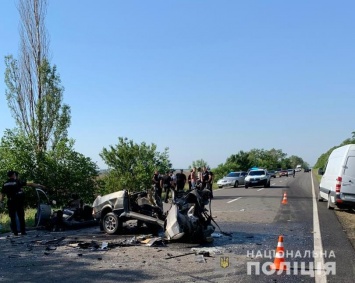 Шестеро погибших: в полиции раскрыли подробности жуткого ДТП на Одесщине и показали видео с места аварии