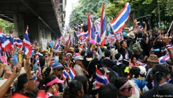 В Таиланде вспыхнули антиправительственные протесты