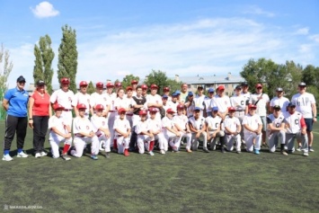 Бейсболисты «Десанта» за победу получили 15 тысяч гривен от Николаевского мэра