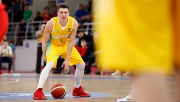 Баскетбол: определился состав мужской команды Украины на киевский сбор