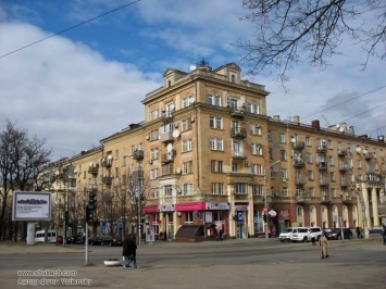 Дом специалистов и «Сачок»: как в Днепре отстраивали известное здание (Фото)